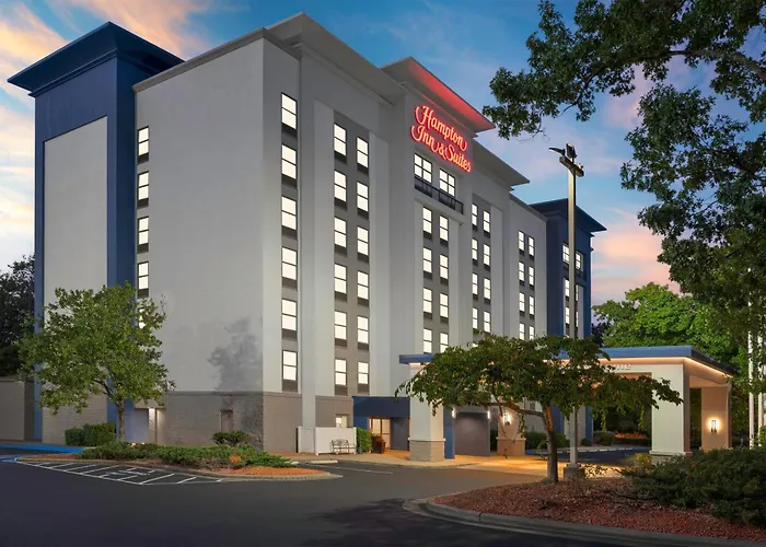 Hampton Inn & Suites Charlotte Arrowood Rd